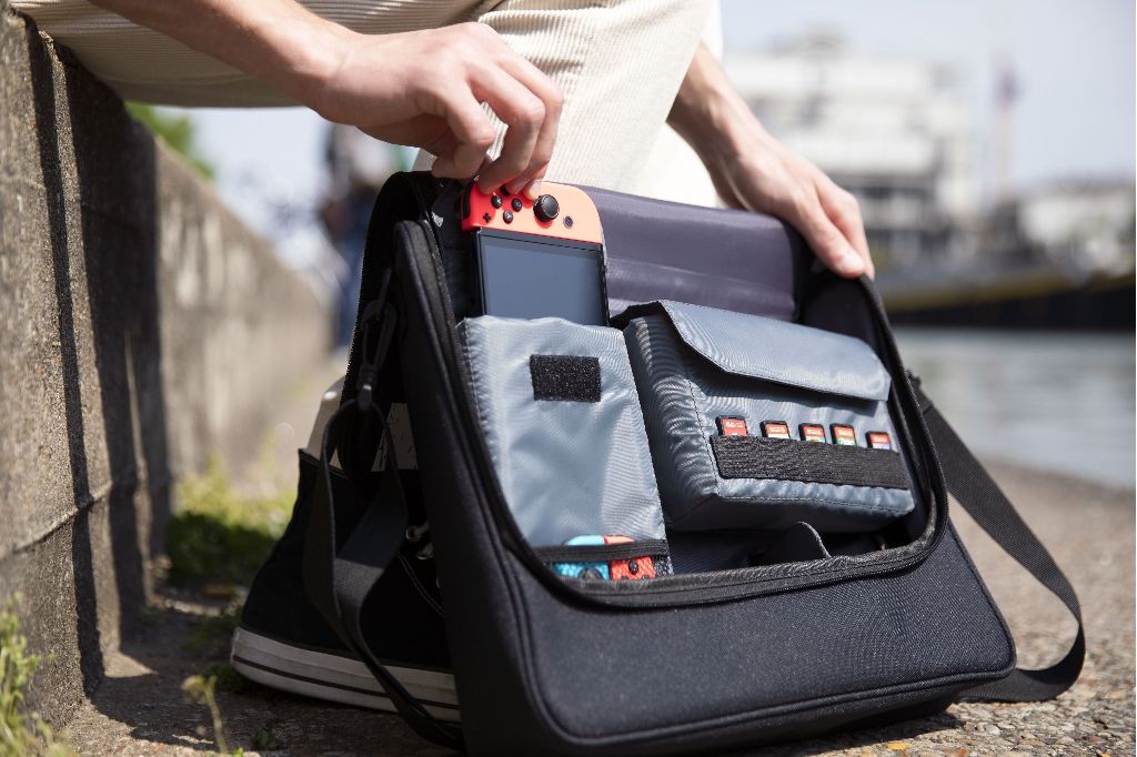 Housse de Protection et Transport Konix Messenger bag - Naruto pour Nintendo Switch, Switch Lite et Switch OLED – Image 4